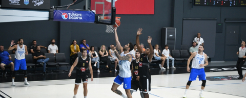 Çayırova Belediyesi, PizzaBulls Cedi Osman’a konuk oluyor