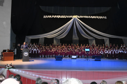 Trabzon’da miniklerden anlamlı sosyal sorumluluk konseri